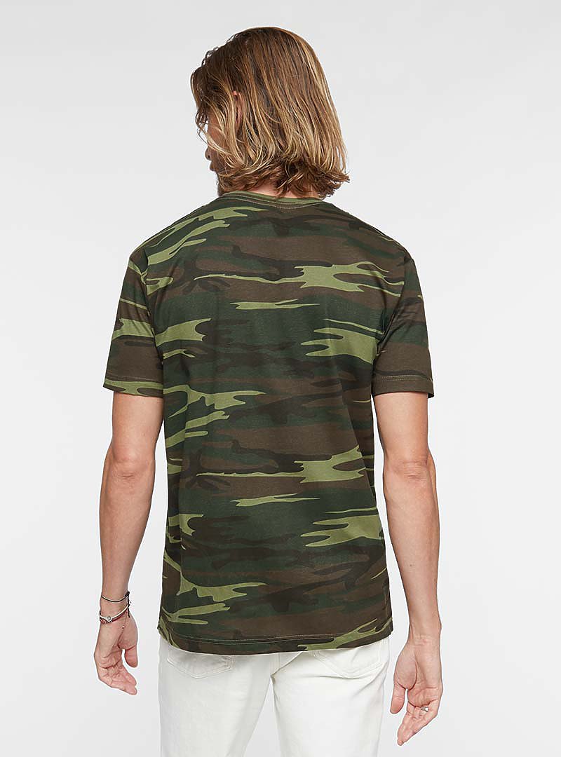 3907 ADULT CAMO TEE – Aviva Wholesale