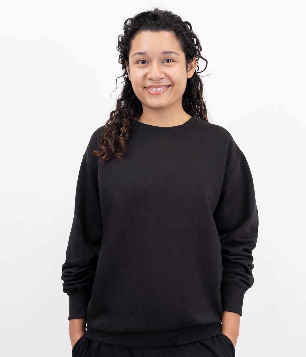 Laviva Sports™ Sweatshirt – Aviva Wholesale Laviva Sports™ Sweatshirt – Aviva Wholesale